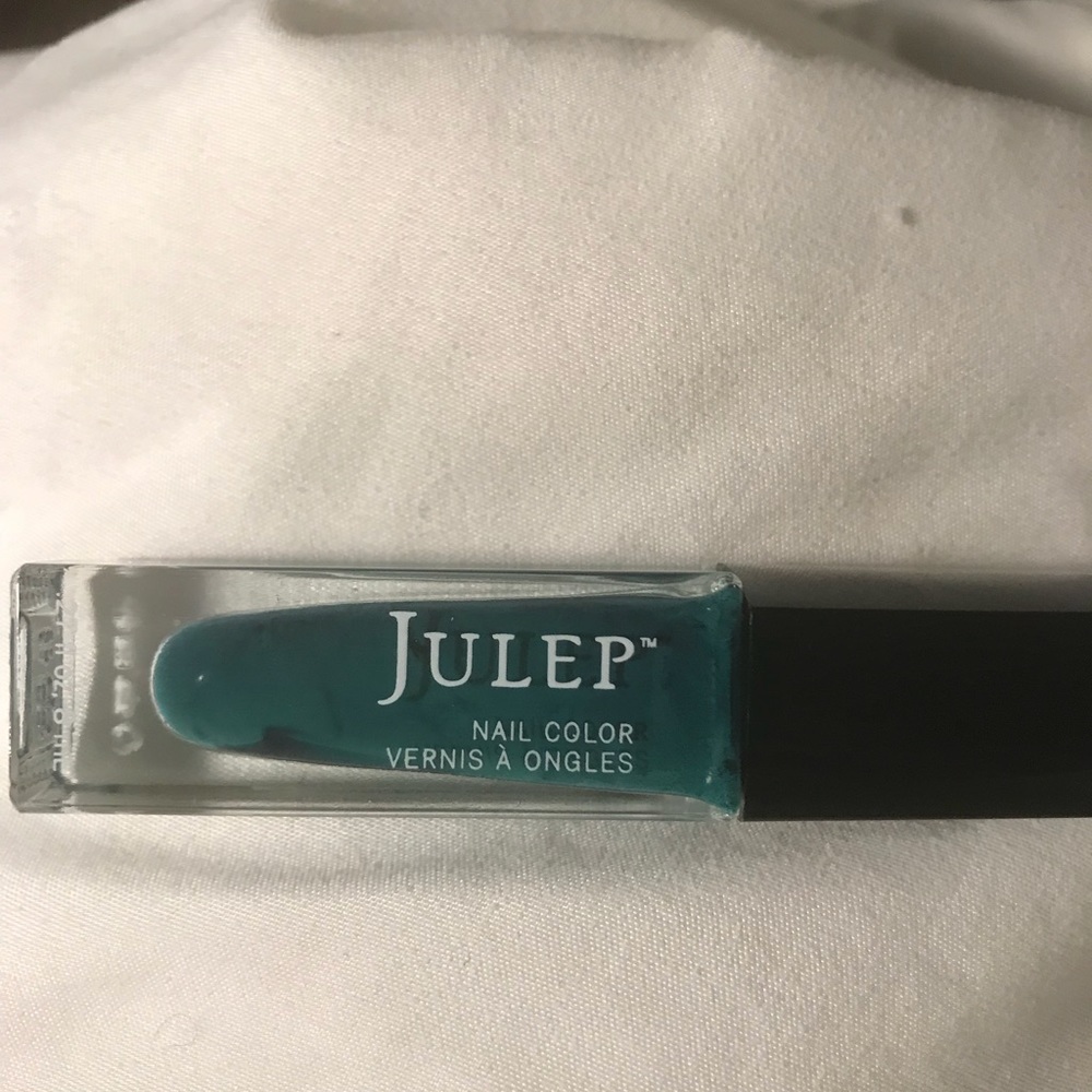 Julep full size Chrissy It Girl